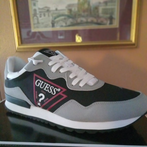 Guess Men's Joggers - Picture 1 of 7